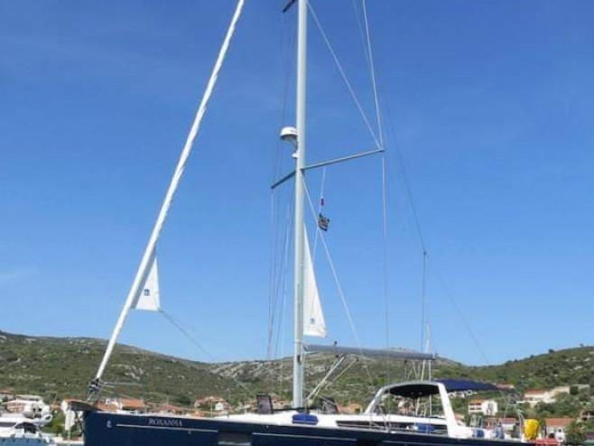 Rent a Bénéteau Oceanis 48 Ibiza Town