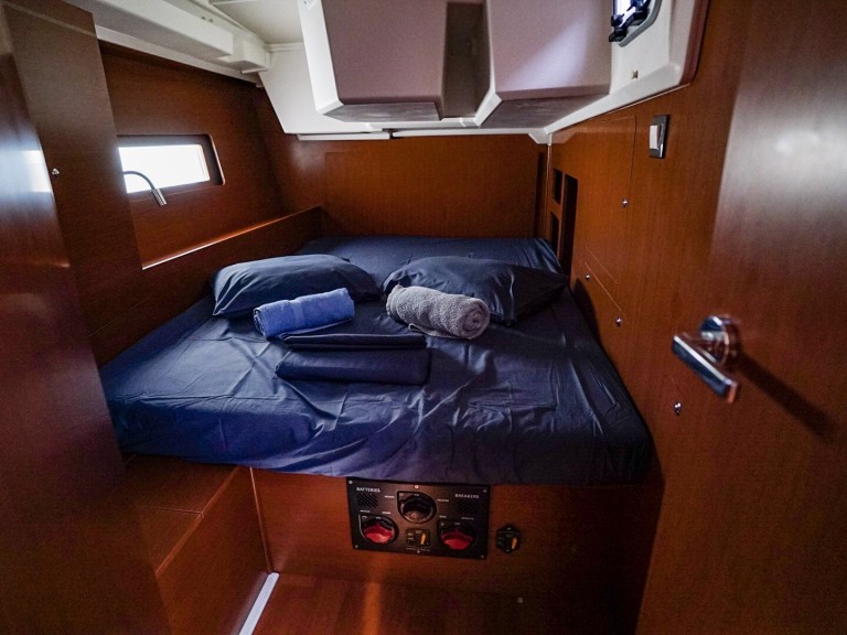 Yacht charter Ibiza Town cheap Oceanis 46.1