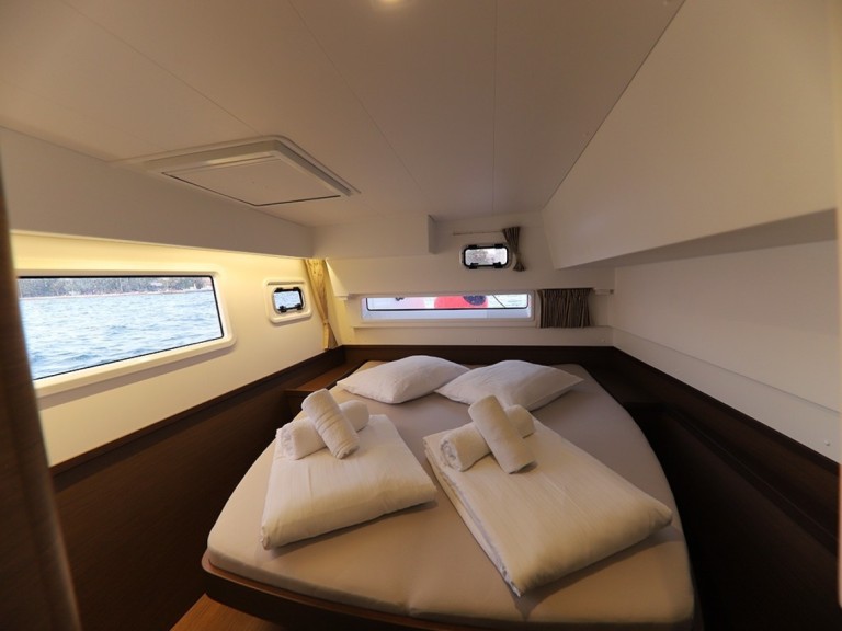 Yacht charter Ibiza Town cheap Lagoon 42