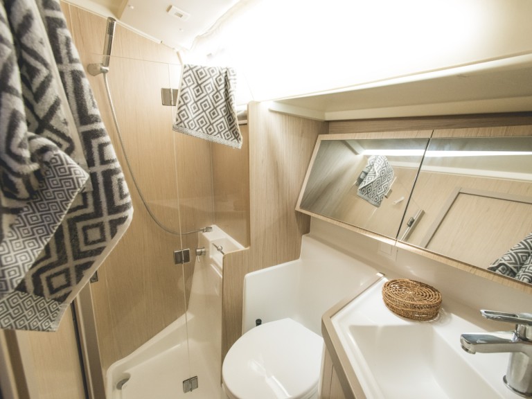 Boat rental Bénéteau Oceanis 41.1 in Castiglioncello on Samboat