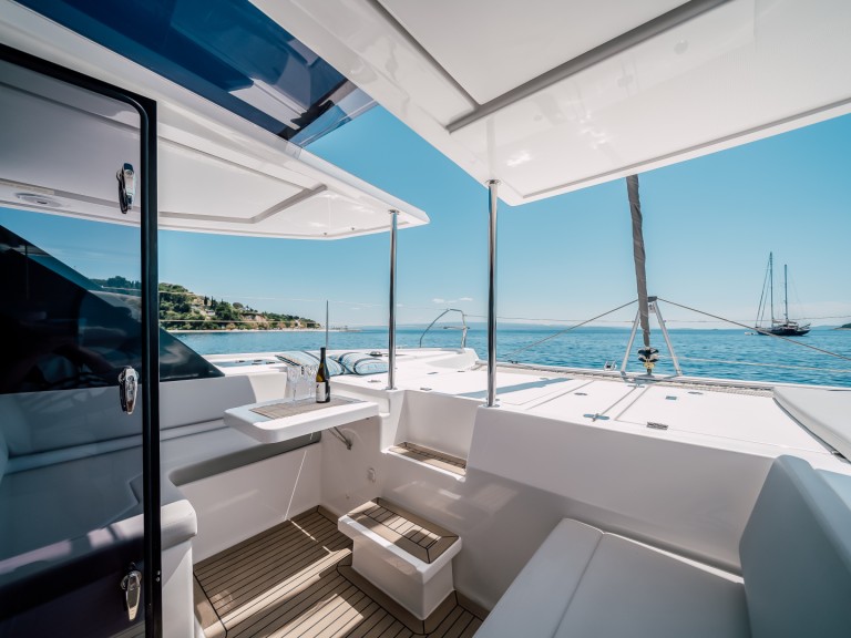 Catamaran rental in Split - Leopard Leopard 50