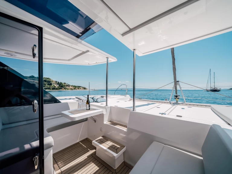 Catamaran rental in Split - Leopard Leopard 50