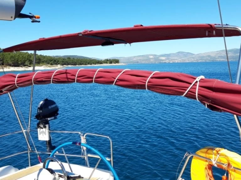 Sailboat rental in Split - Bénéteau Oceanis 393 Clipper