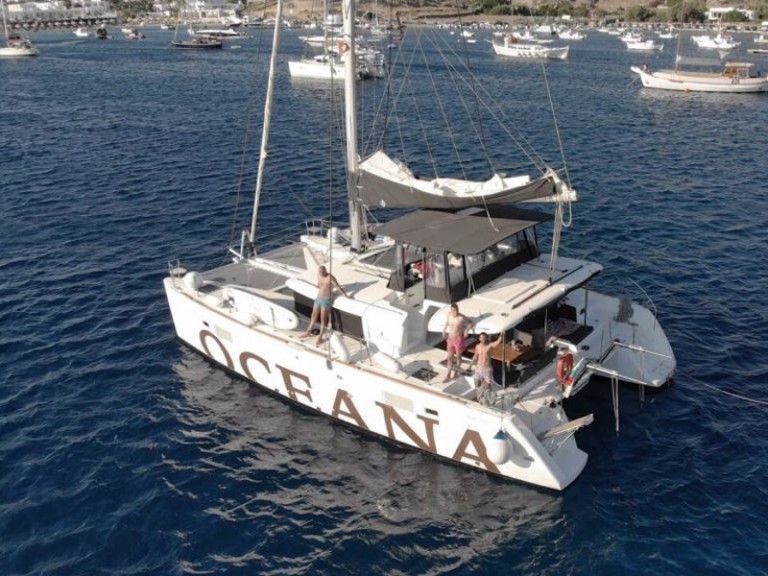 Yacht charter Alimos cheap Lagoon 450 F