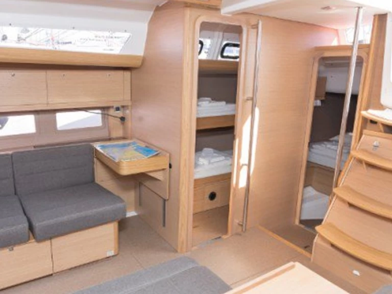 Sailboat rental in Cannigione - Dufour Dufour 512 Grand Large