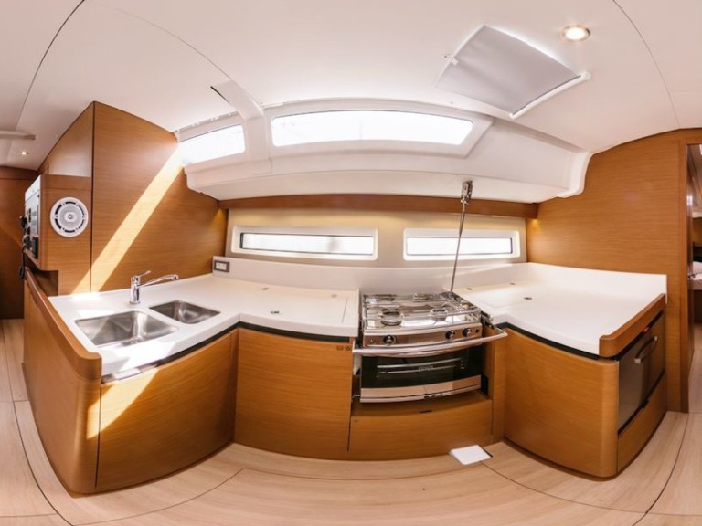 Rent a Jeanneau Sun Odyssey 490 Olbia