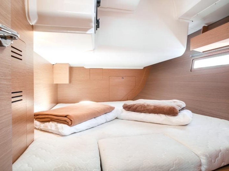 Sailboat rental with or without captain Dufour Olbia