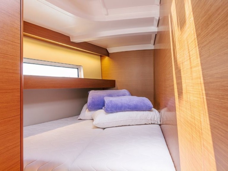 Sailboat for rent Olbia at the best price