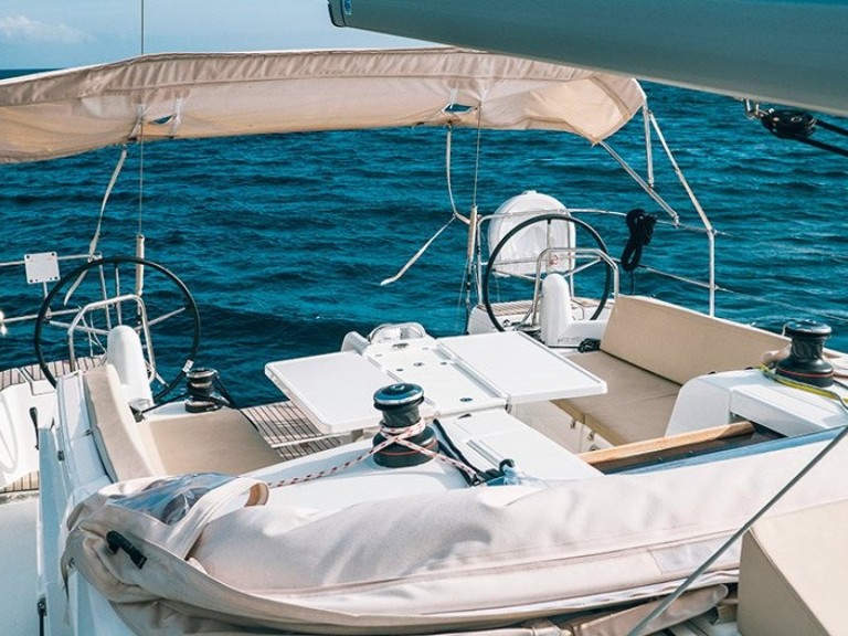 Jeanneau Sun Odyssey 490 in Olbia on SamBoat