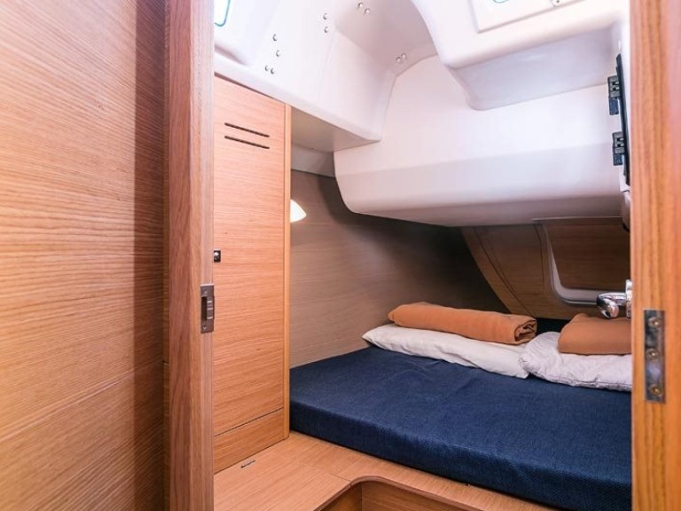 Boat rental Dufour Dufour 350 Grand Large in Olbia on Samboat