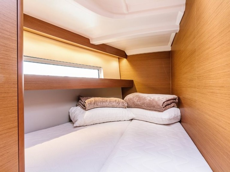 Sailboat for rent Olbia at the best price