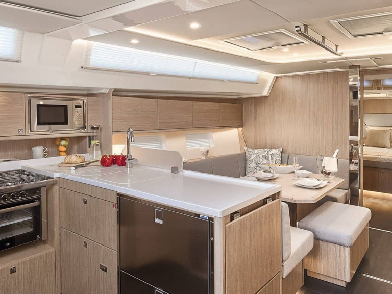 Bareboat Rental Sailboat Bavaria with a boat licence