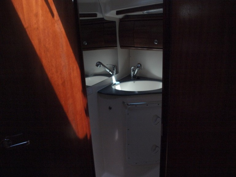 Sailboat rental with or without captain Bavaria Primošten