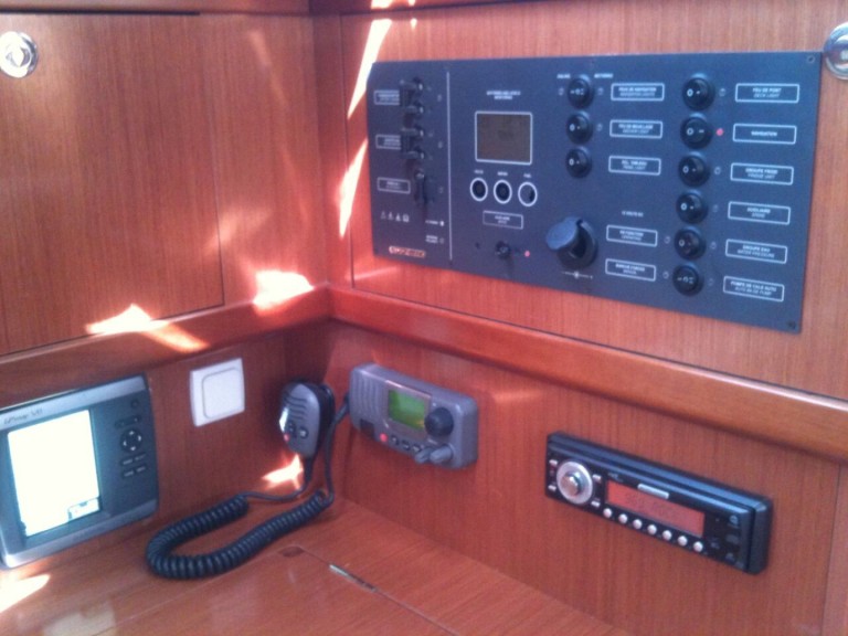 Bareboat Rental Sailboat Bénéteau with a boat licence