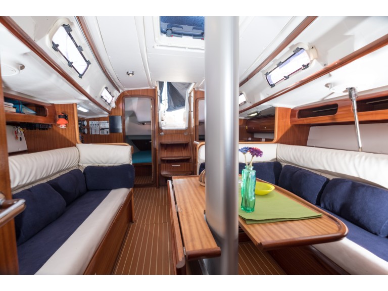 Sailboat for rent Castiglioncello at the best price