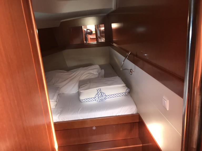 Boat rental Bénéteau Oceanis 50 Family in Cugnana Verde on Samboat