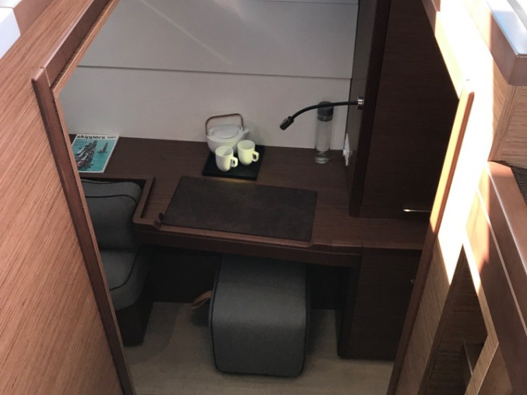 Rent a Lagoon Lagoon 40 Cugnana Verde