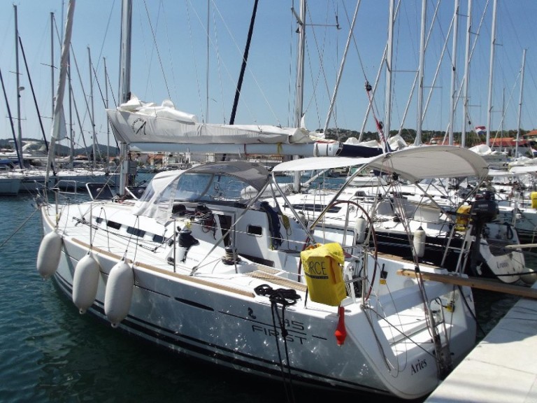 Bénéteau First 35 charter bareboat or captained in  Jezera
