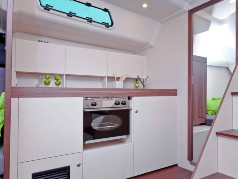 Boat rental Dehler Varianta 44 in Lemmer on Samboat