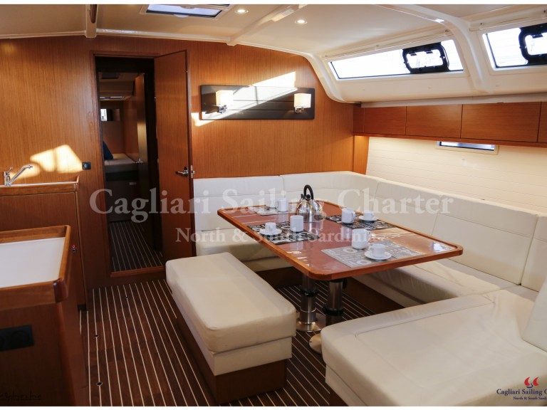 Sailboat for rent Golfo Aranci at the best price