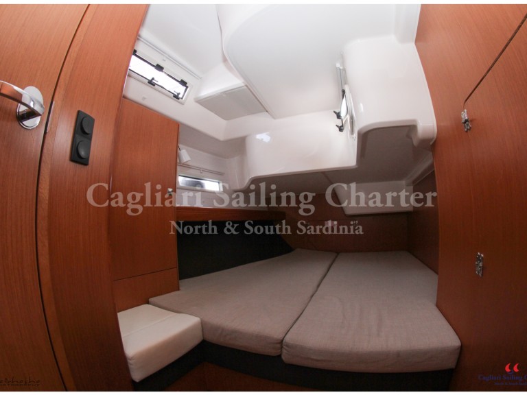 Rent a Bavaria Cruiser 51 Cagliari