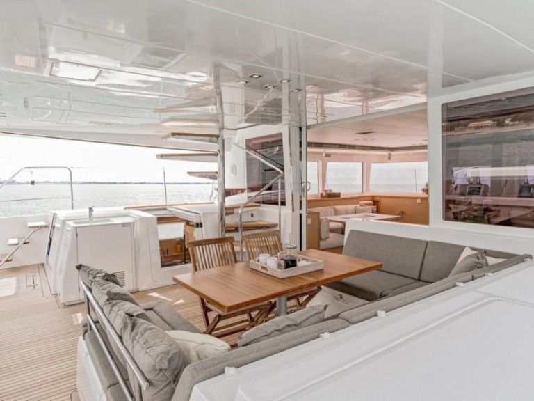 Rent a Lagoon Lagoon 560 Lávrio