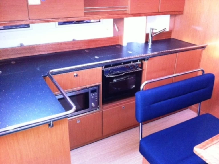 Sailboat rental in Trogir - Bavaria Cruiser 45