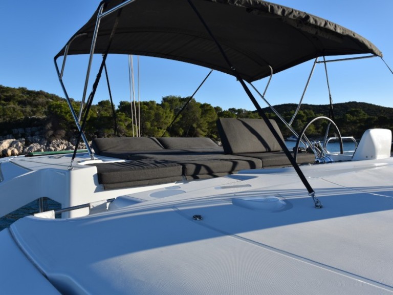 Catamaran rental in Sukošan - Lagoon Lagoon 46