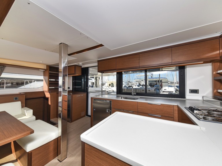 Rent a Lagoon Lagoon 46 Sukošan