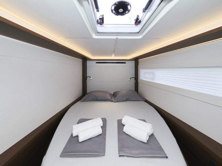 Rent a Lagoon Lagoon 46 Sukošan