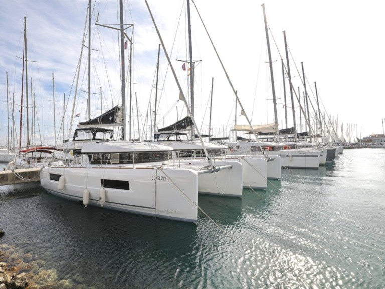 Bareboat Rental Catamaran Lagoon with a boat licence