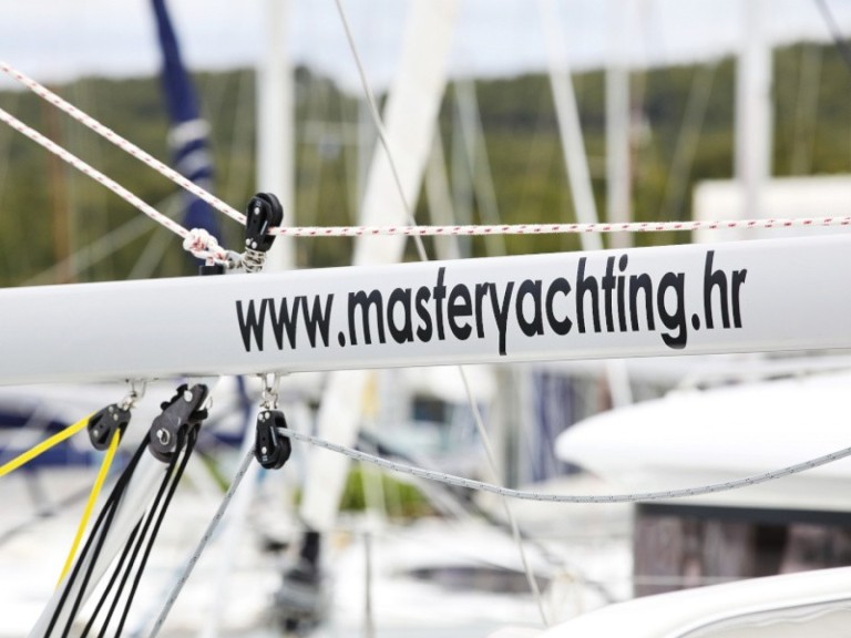 Sailboat for rent Sukošan at the best price