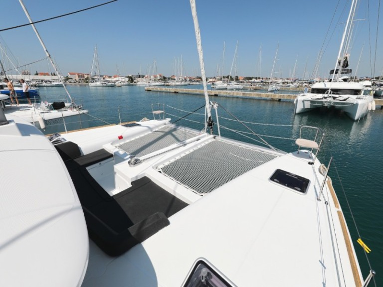 Catamaran rental with or without captain Lagoon Sukošan