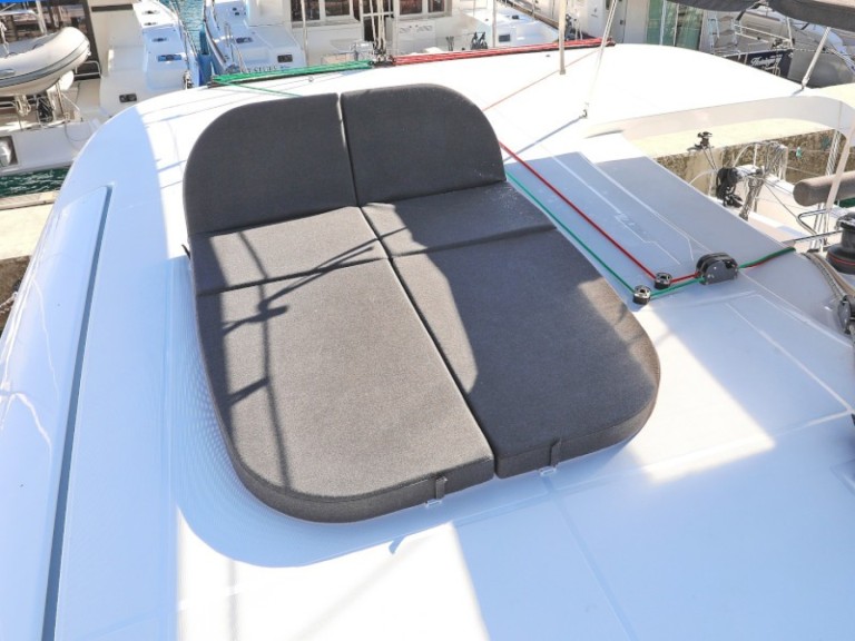 Yacht charter Sukošan cheap Lagoon 42