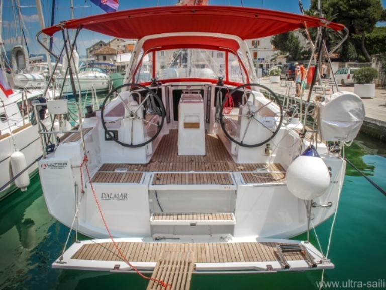 Bareboat Rental Sailboat Bénéteau with a boat licence