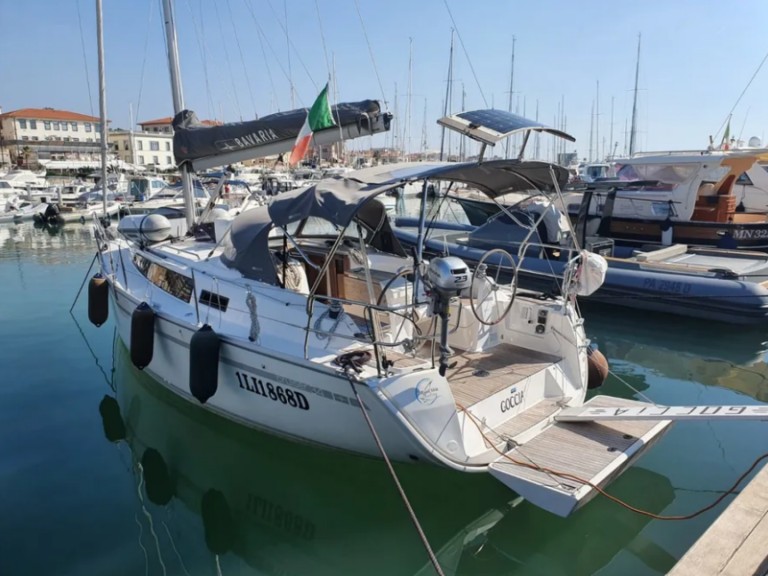 Boat rental Bavaria Cruiser 34 in San Vincenzo on Samboat