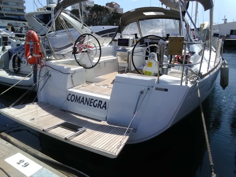 Rent a Jeanneau Sun Odyssey 419 Marina de Palamós