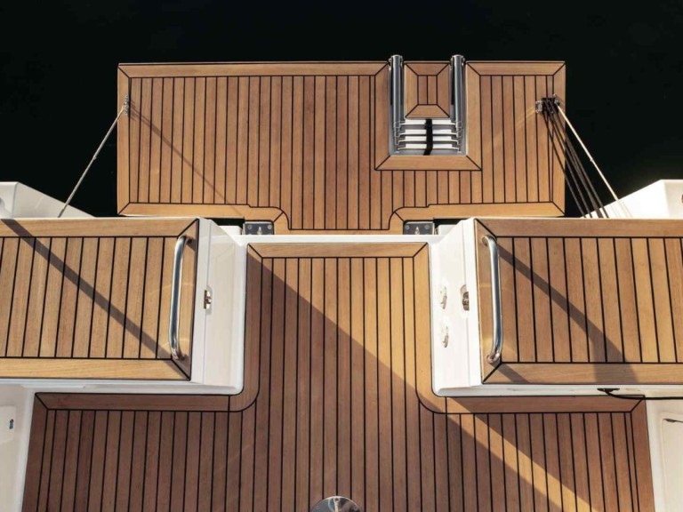 Rent a Elan Impression 40.1 Punat