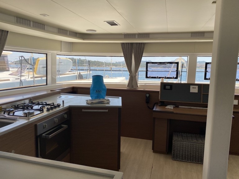 Bareboat Rental Catamaran Lagoon with a boat licence