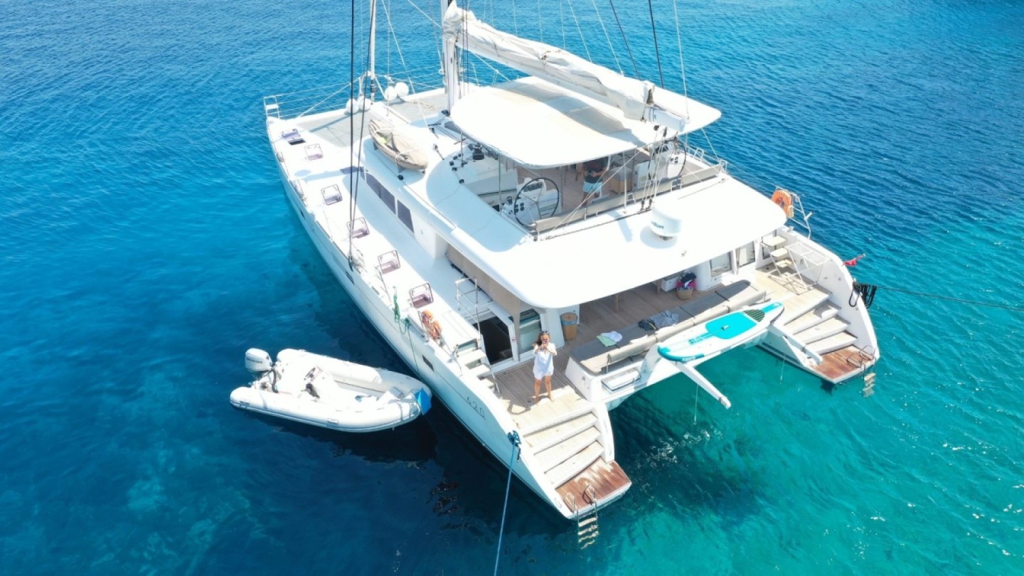 Rent a Catamaran Lagoon 620 in Bodrum (Lagoon 620 Cameron ) | SamBoat
