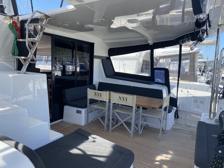 Boat rental Lagoon Lagoon 42 in Cugnana Verde on Samboat