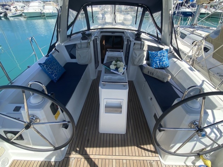 Bénéteau Oceanis 35.1 charter bareboat or captained in  Castiglioncello