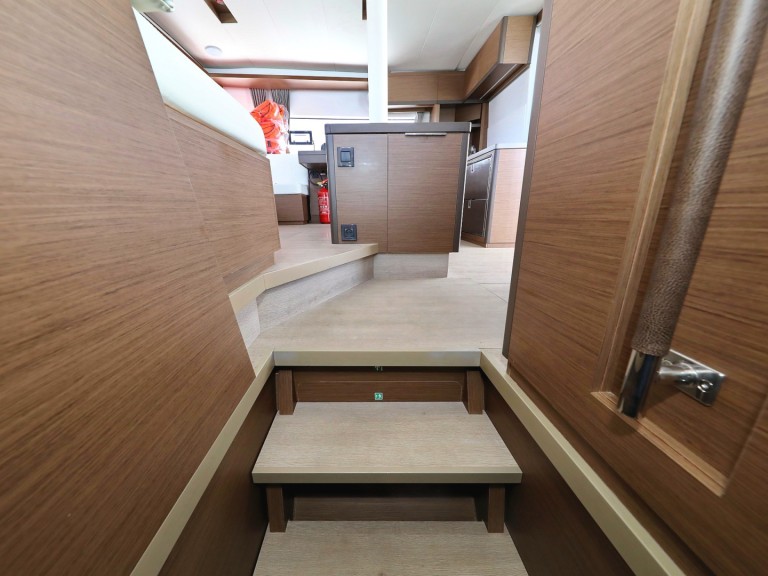 Lagoon Lagoon 50/6 cab charter bareboat or captained in  Sukošan