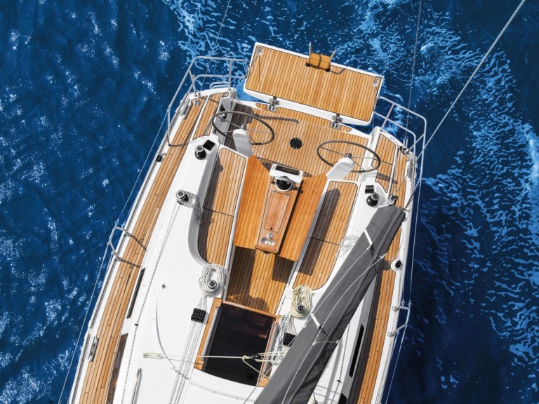 Bareboat Rental Sailboat Bavaria with a boat licence