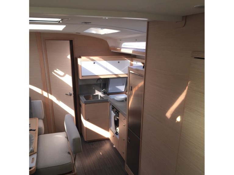 Bareboat Rental Sailboat Dufour with a boat licence