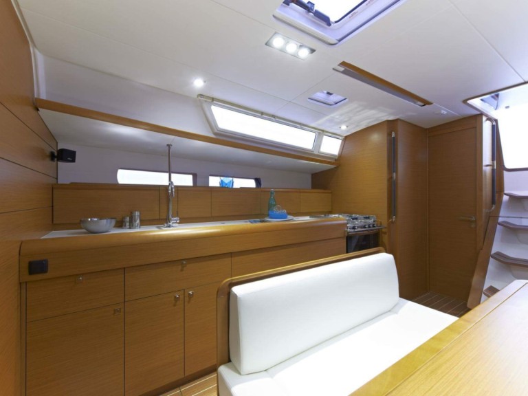 Yacht charter Lefkáda cheap Sun Odyssey 479