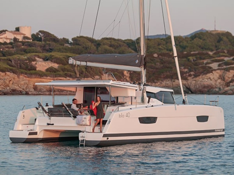 Catamaran rental with or without captain Fountaine Pajot Le Marin