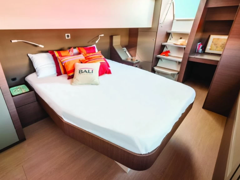 Catamaran for rent Saint George's at the best price