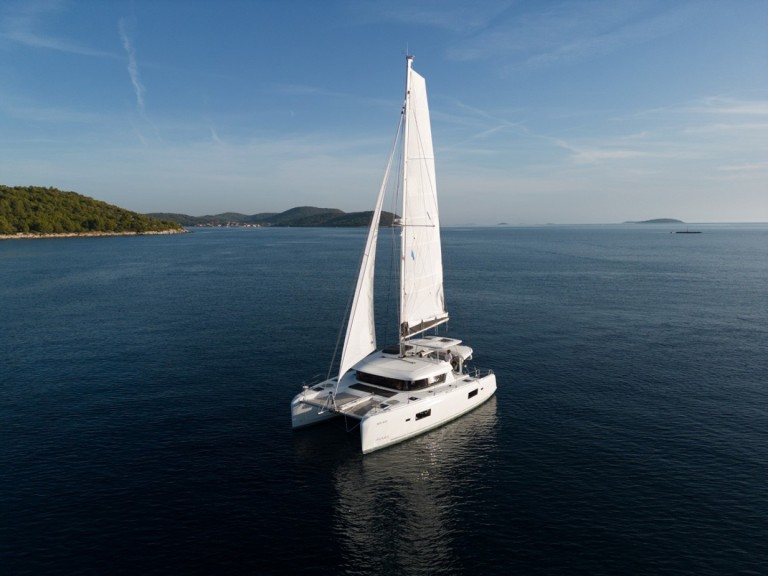 Catamaran rental in Šibenik - Lagoon Lagoon 42