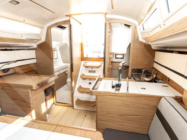 Rent a Elan Elan S3 Marseille